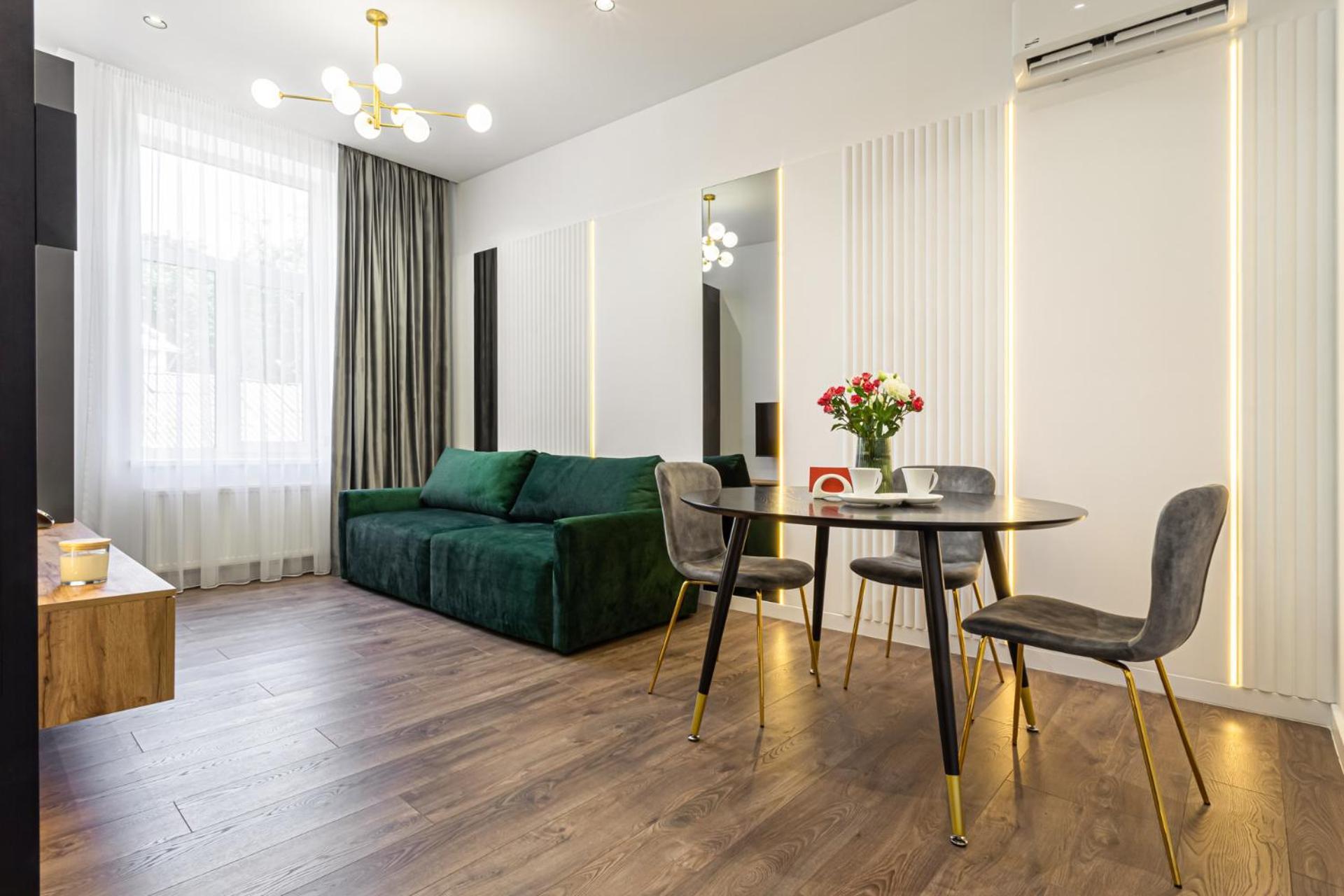 "M&D Apartmentslviv" Old City Pylnykarska,4 6Person Exterior foto